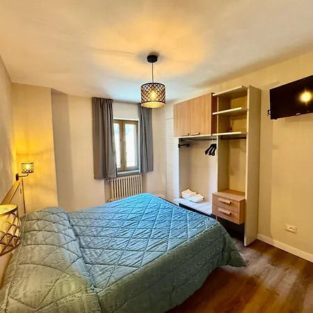 Hotel La 2*